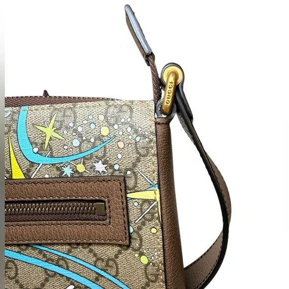 Gucci x Disney Donald Duck GG Supreme Messenger Bag Cruise 2020 - Picture 10 of 16